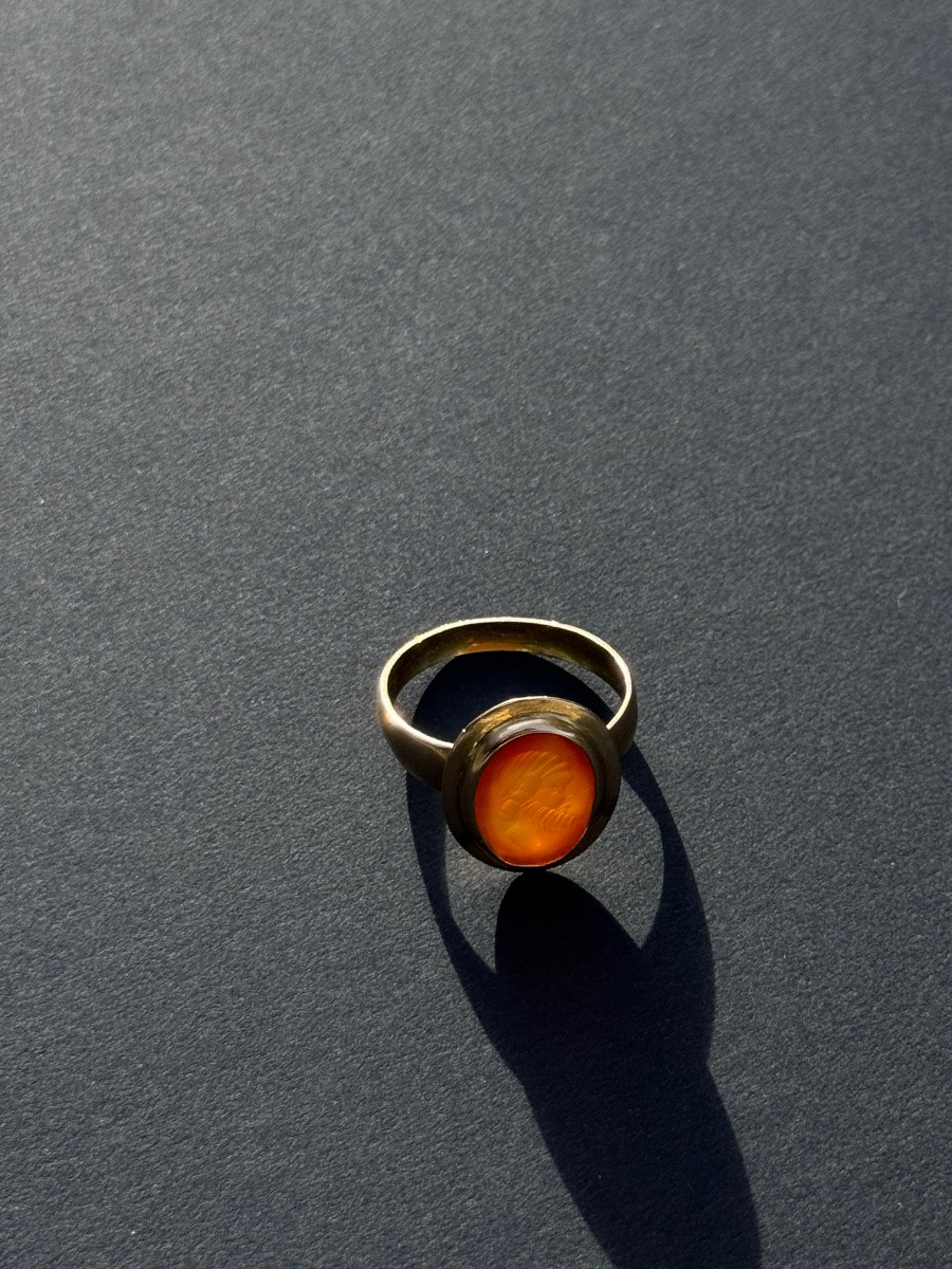 Bague en or à intaille en cornaline, XIXᵉ siècle (ou antérieur?) - Antique-photo-5