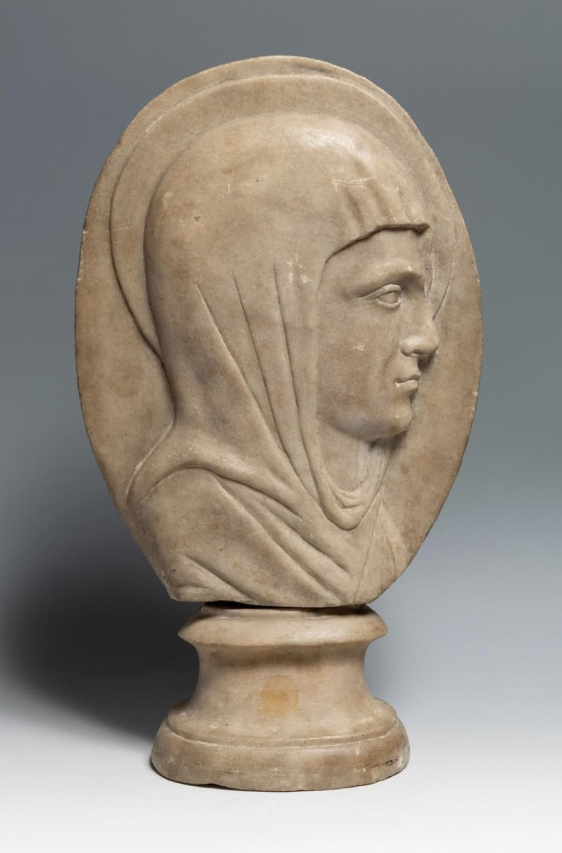 Vierge Voilée en Médaillon–Albâtre-Femme-Piédouche-Sculpture-Travail ancien (au moins XIXe )