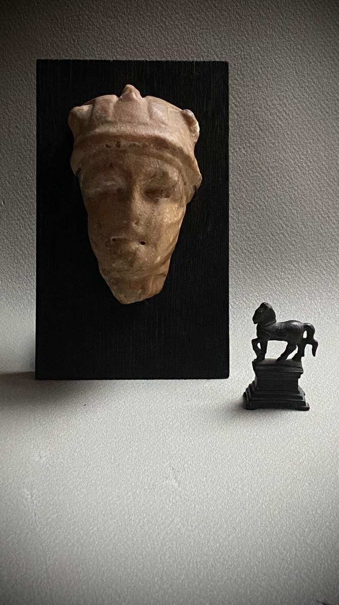 Portrait d’Alexandre Le Grand, Casque Cornu, haut de colonne pilier Marbre jaune antique romain-photo-5