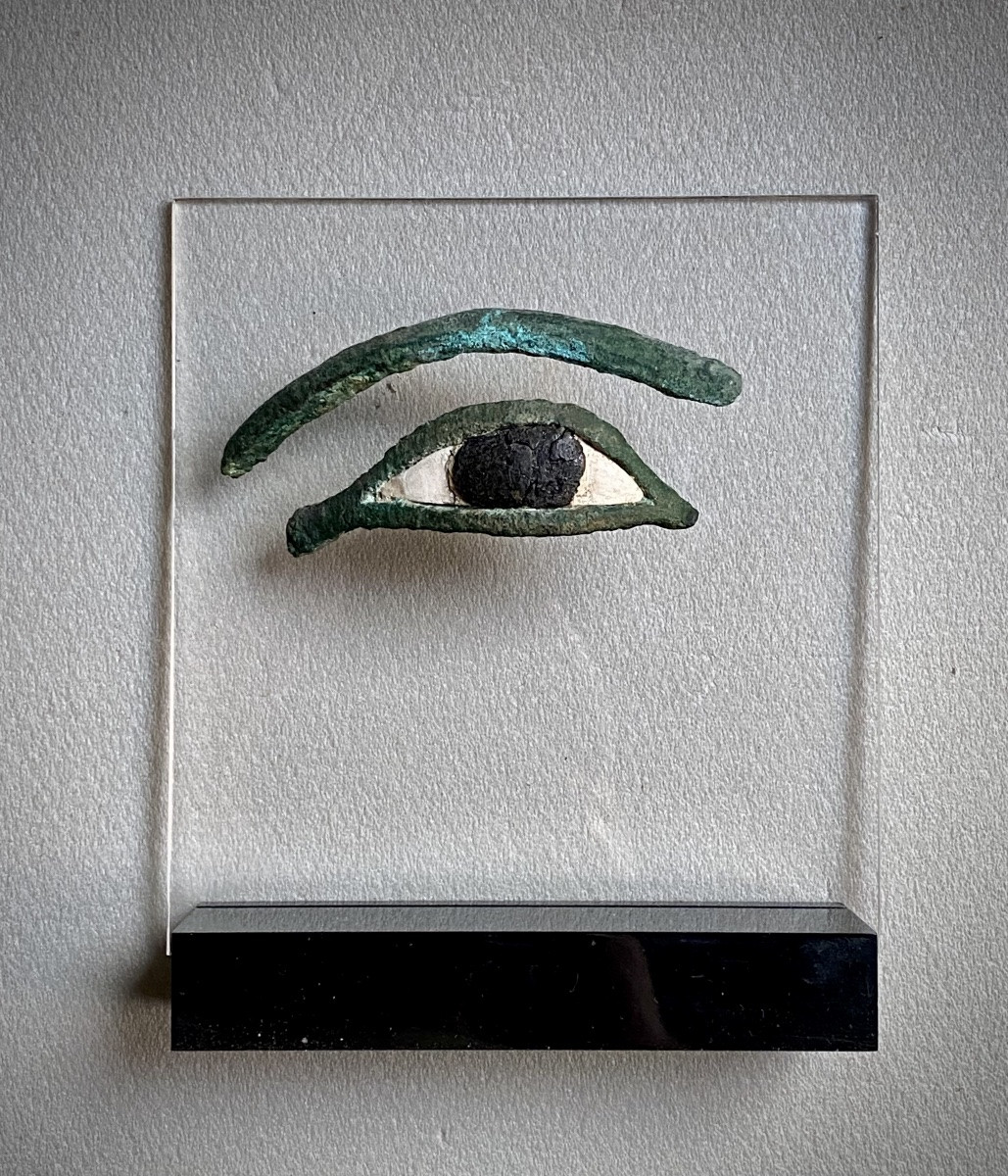 Eye Inlaid With An Egyptian Sarcophagus Mask, Bronze And Stone, Ancient Egypt-photo-3