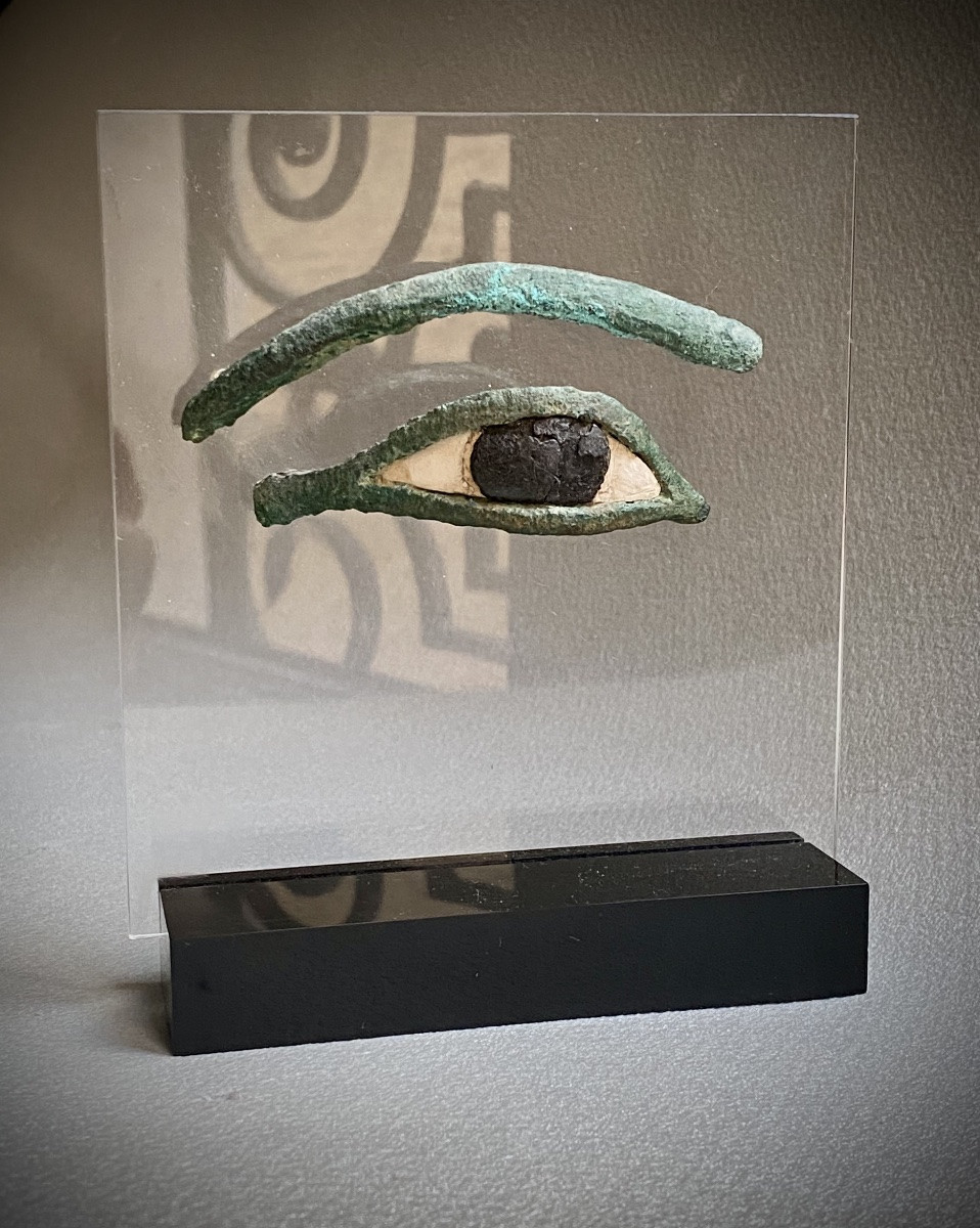 Eye Inlaid With An Egyptian Sarcophagus Mask, Bronze And Stone, Ancient Egypt-photo-4