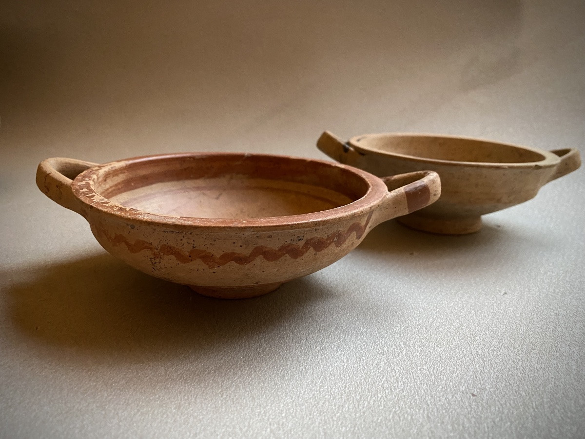 2 Kylix Greek Ceramic Magna Graecia Daunian Art 4th C. Bc Italy 
