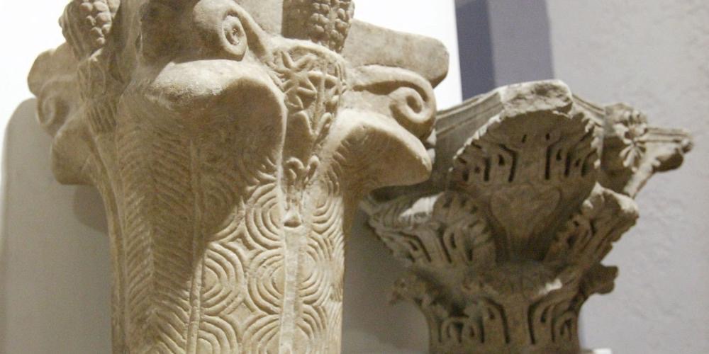 Chapiteau Corinthien Gallo romain antiquités tardive marbre pré Wisigoth Roman Paléochrétien  -photo-7