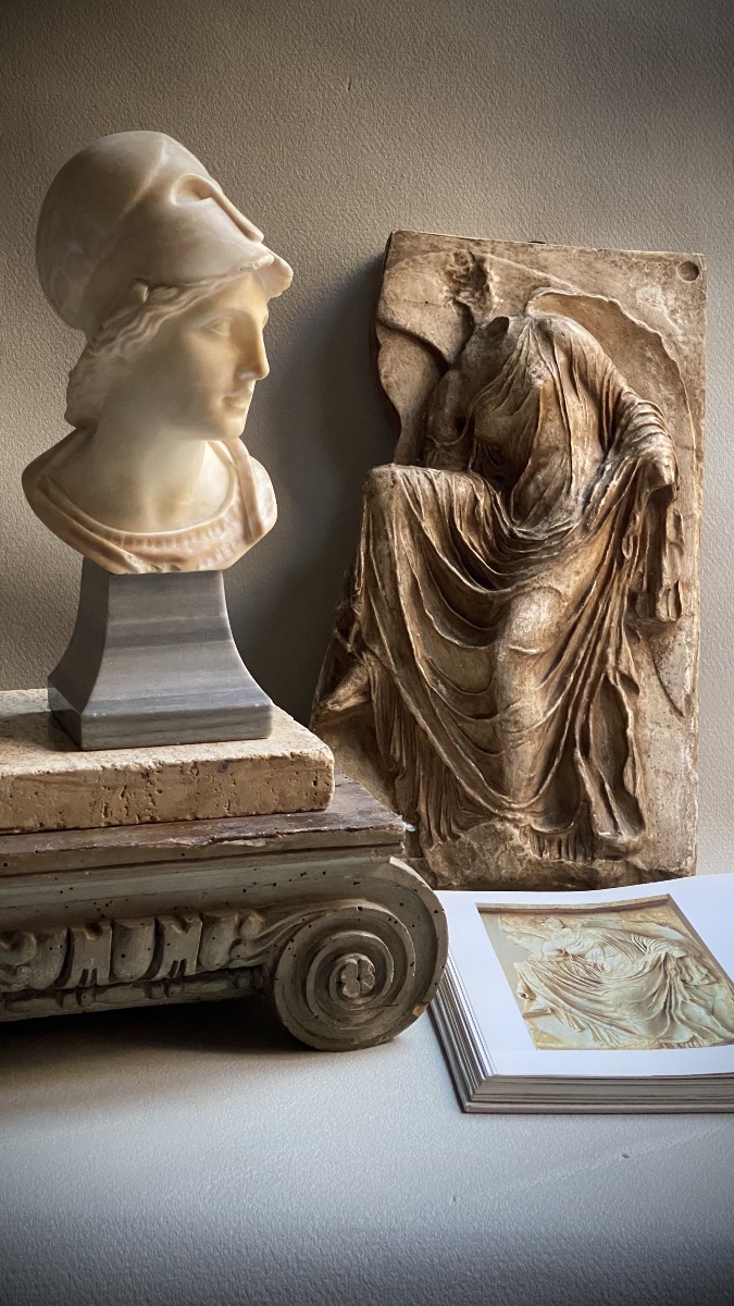 Nike Removing Her Sandal; Bas-relief In Patinated Plaster, Based On The Ancient Greek Marble Sculpture From The Grand Tour-photo-1