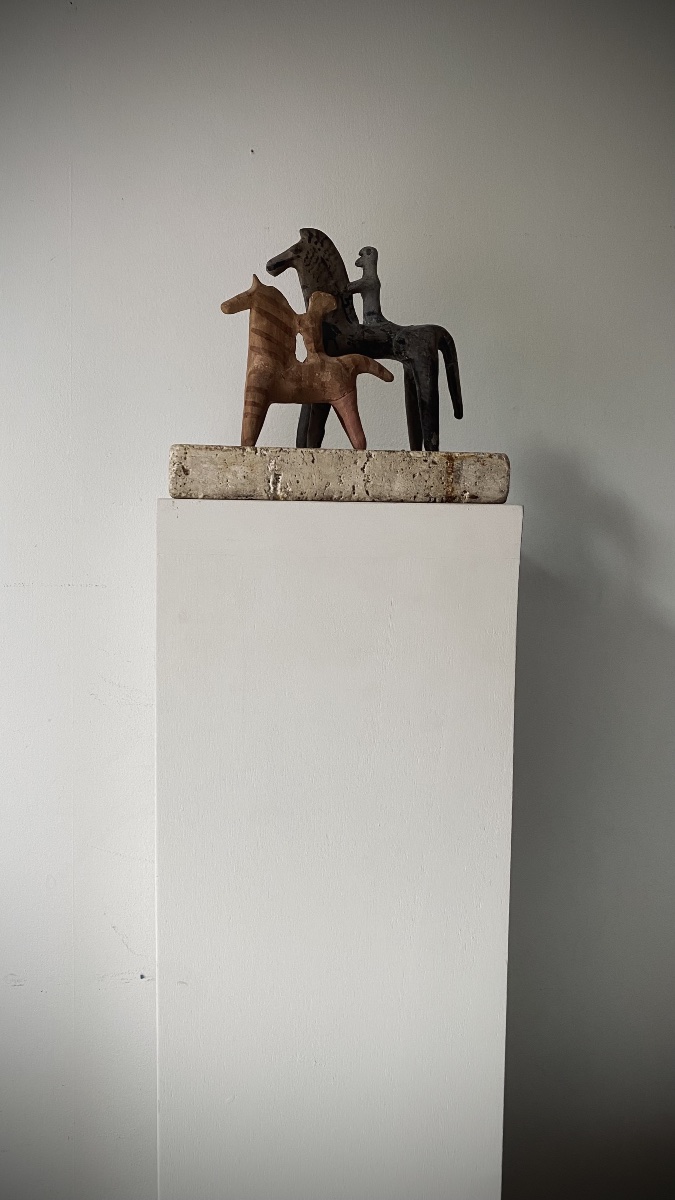 DEUX CHEVAUX ET  CAVALIERS, FIGURINES en TERRE CUITE, BÉOTIE, GRÈCE ARCHAÏQUE,  VIe SIÈCLE AV.-photo-5