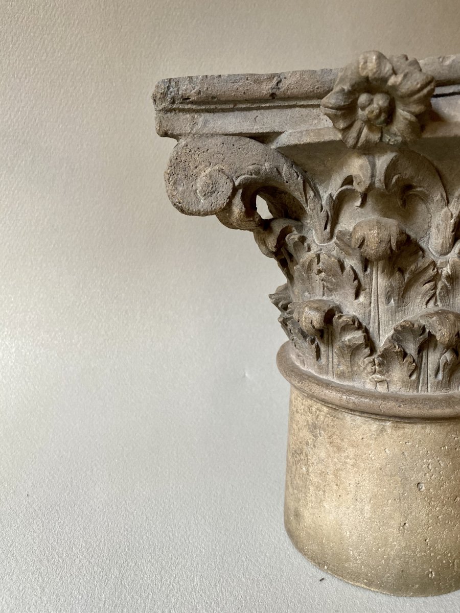 Chapiteau Corinthien En Pierre -photo-2