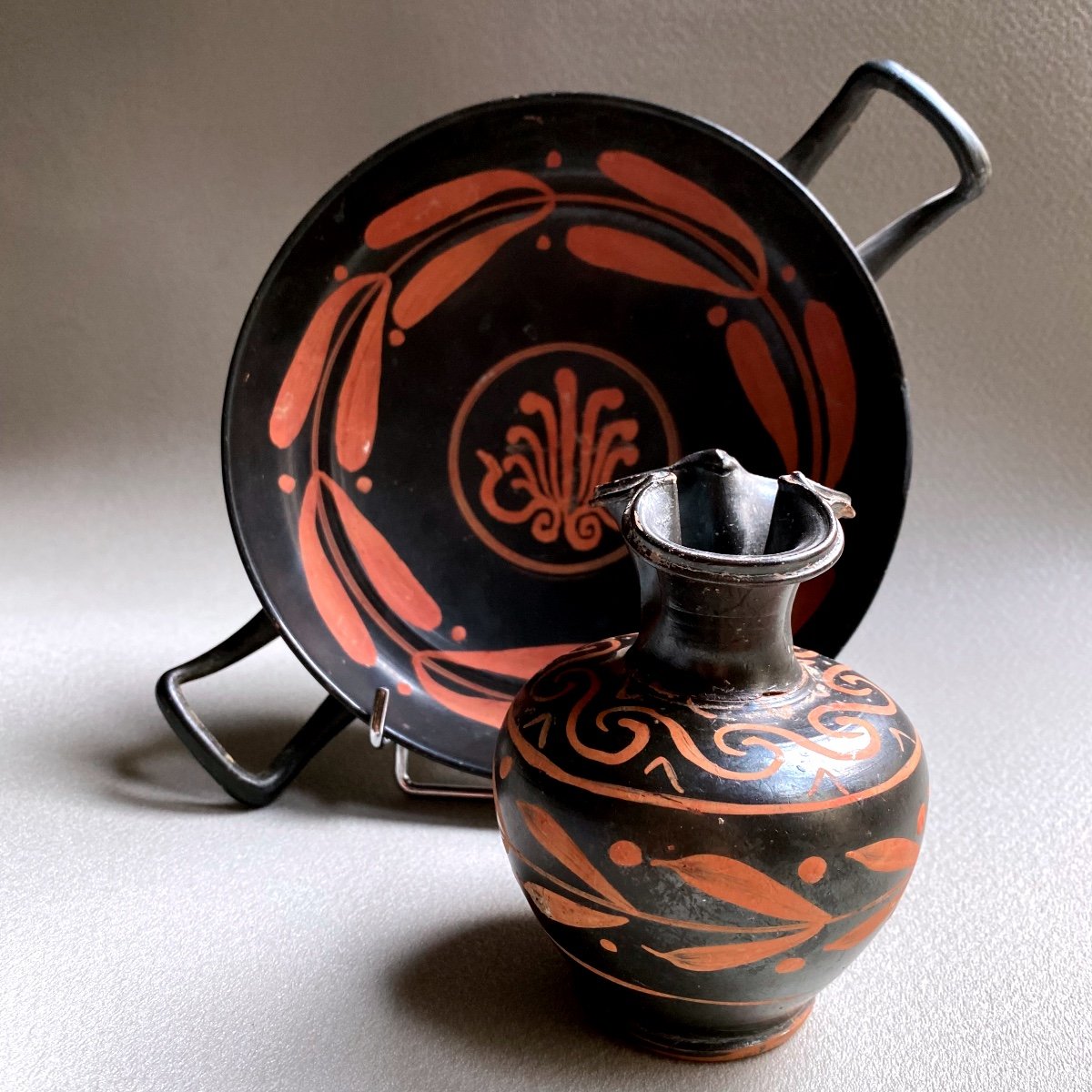  Kylix antique  Coupe Sur Pied à Décor Surpeint Rouge Grande Grèce Apulie Italie  IV a.JC  -photo-8