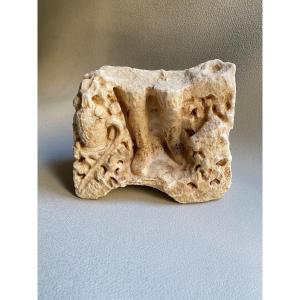 Fragment de pied d’une statue antique marbre romain du IIe 