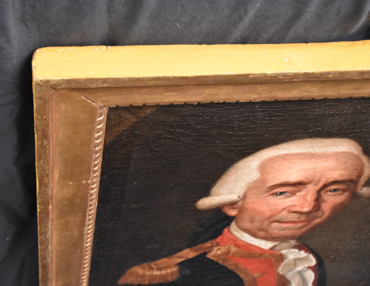 Officier de la compagnie des Cent-Suisses – Attribué à Rémy-Furcy Descarcin (1747–1793)-photo-3