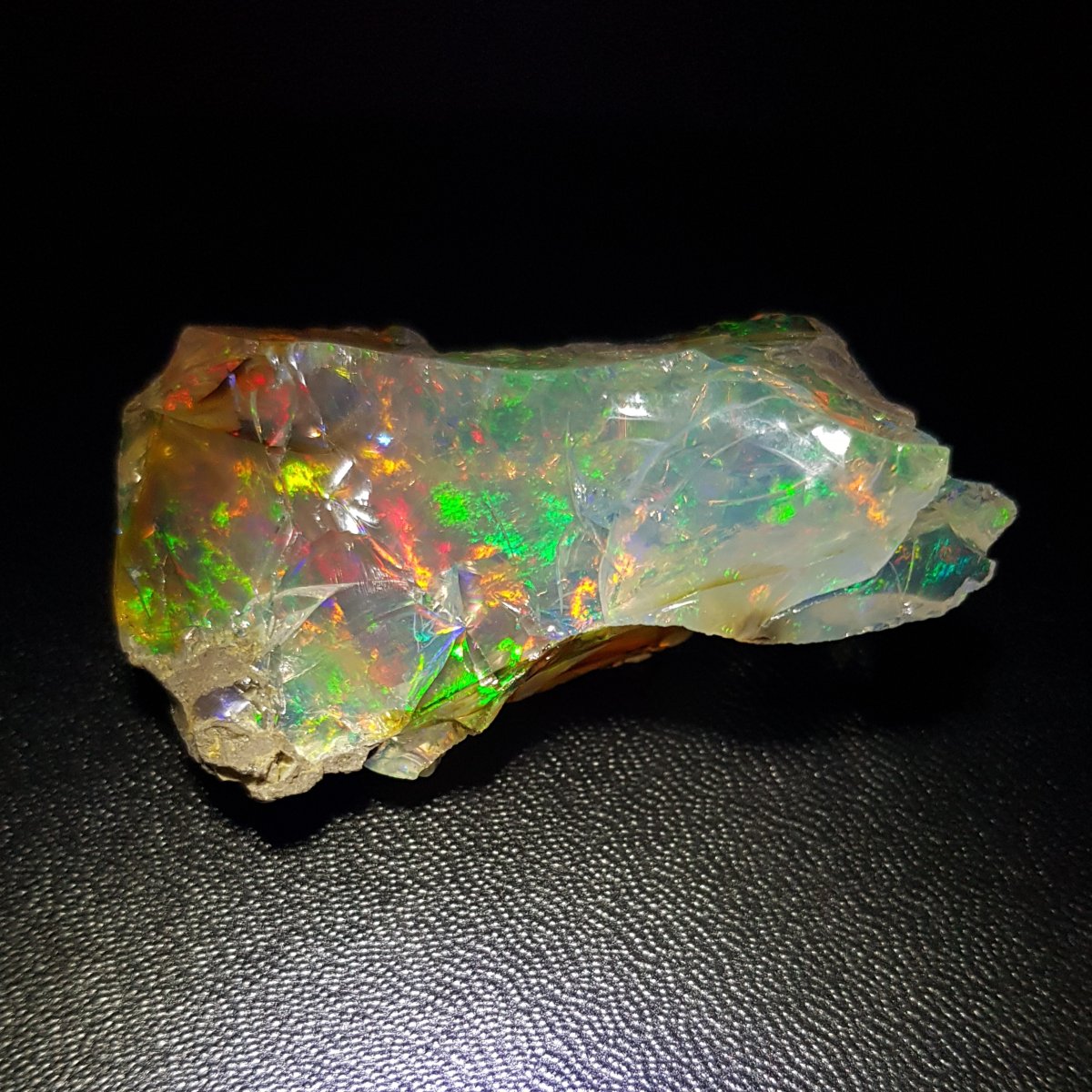 Grande OPALE naturelle - 5 cms 