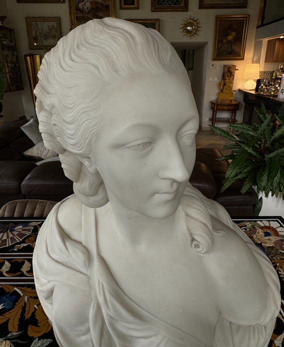Important Carrara Marble Bust From The 19th Century-photo-4