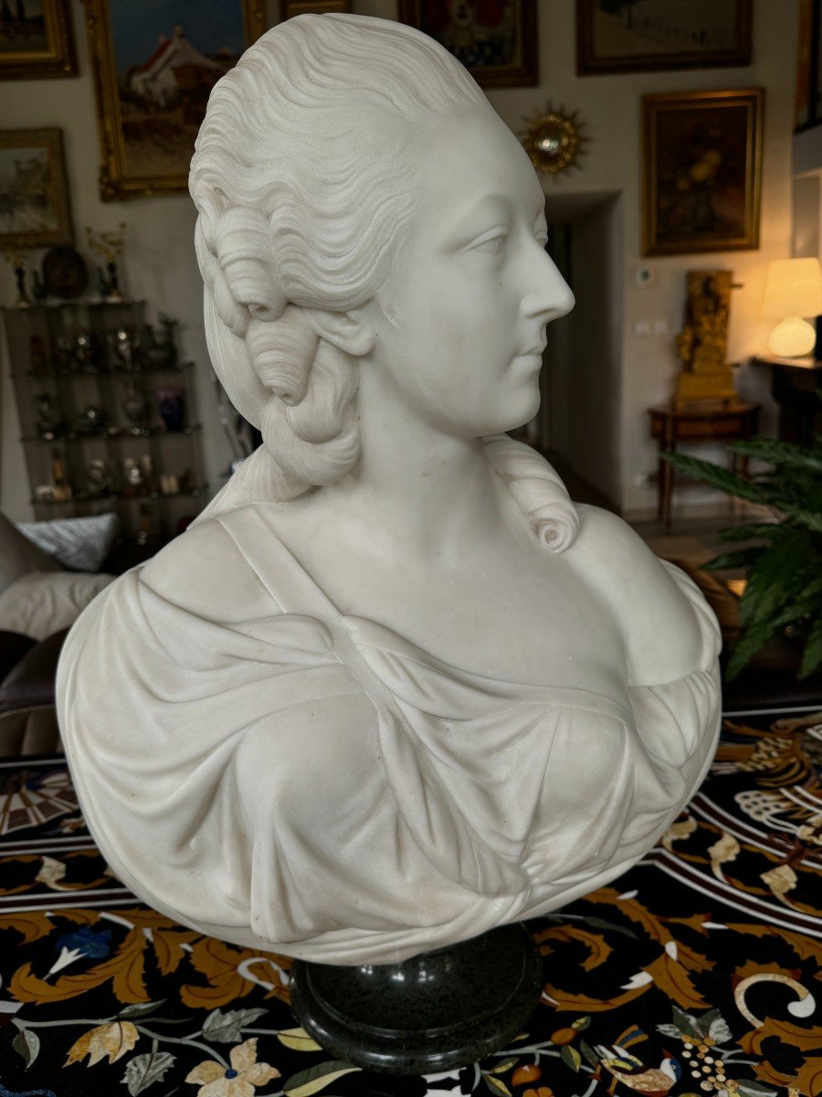 Important Carrara Marble Bust From The 19th Century-photo-4