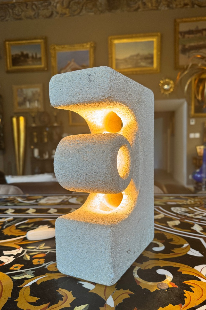 Sculptural Lamp In Natural Stone – Albert Tormos (france, Circa 1970) Sculpted Lamp -photo-1