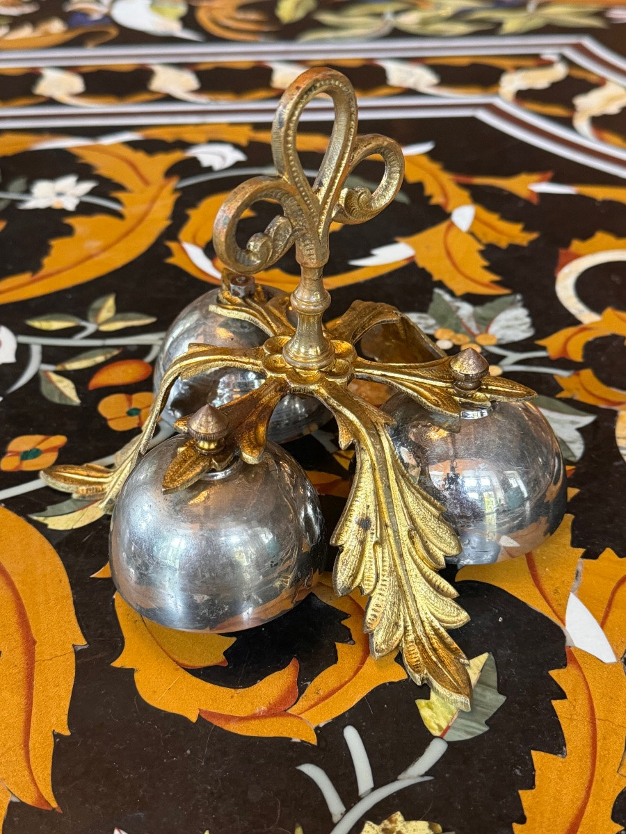 Ceremonial Bell With Three Gilt Bronze Bells – 19th Century  -photo-3