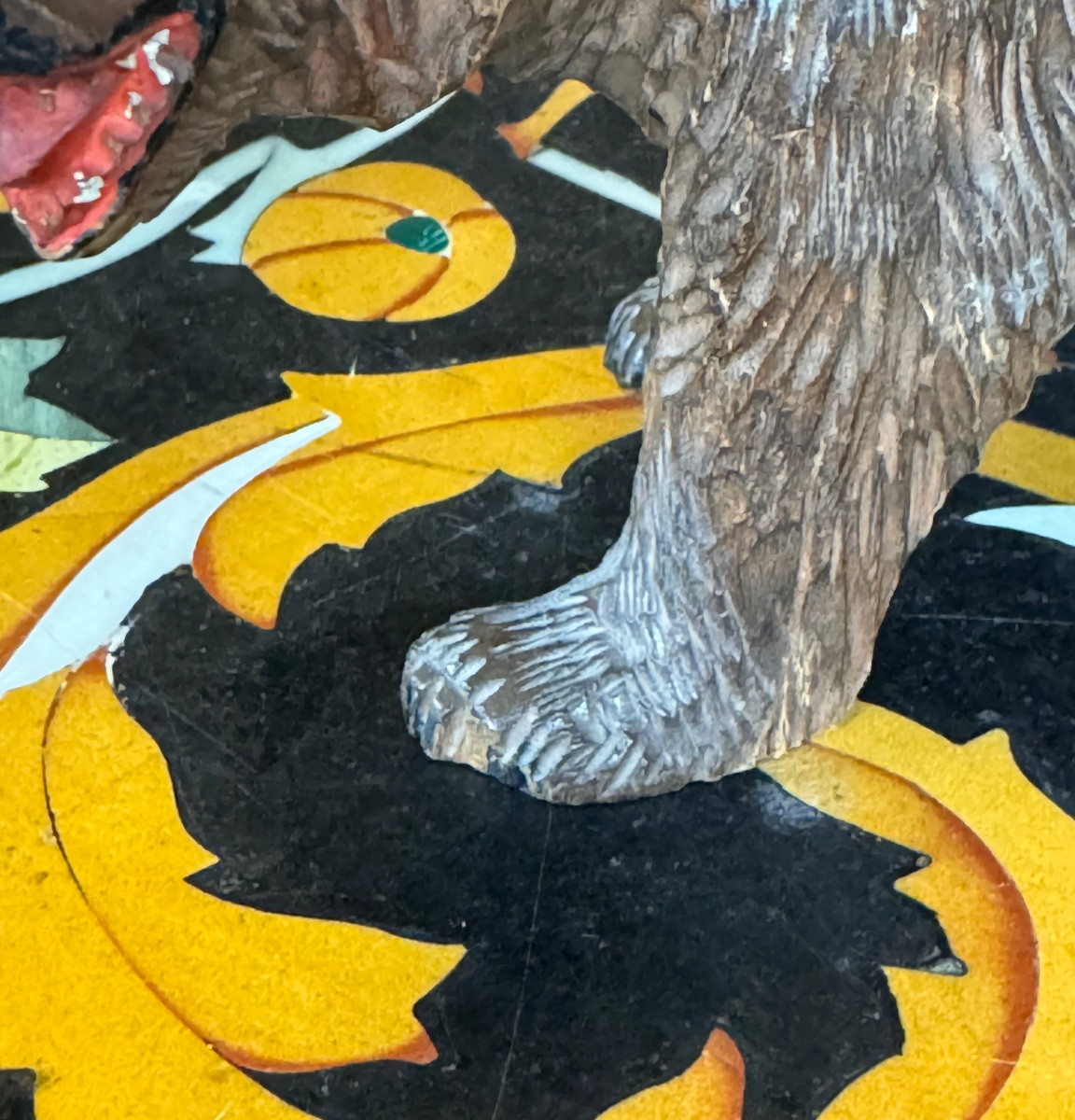 Ours en bois sculpté et polychrome – Travail de la Forêt-Noire, fin XIXᵉ siècle  -photo-3