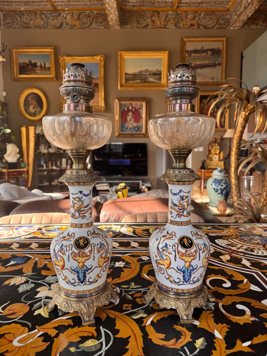 Pair Of 19th-century Gien Earthenware Oil Lamps With Renaissance Decoration