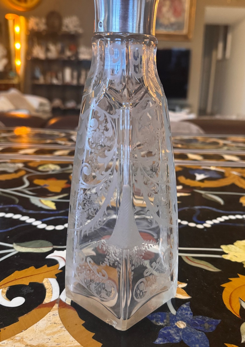 Carafe en cristal gravé à décor stylisé – Époque Napoléon III  -photo-1