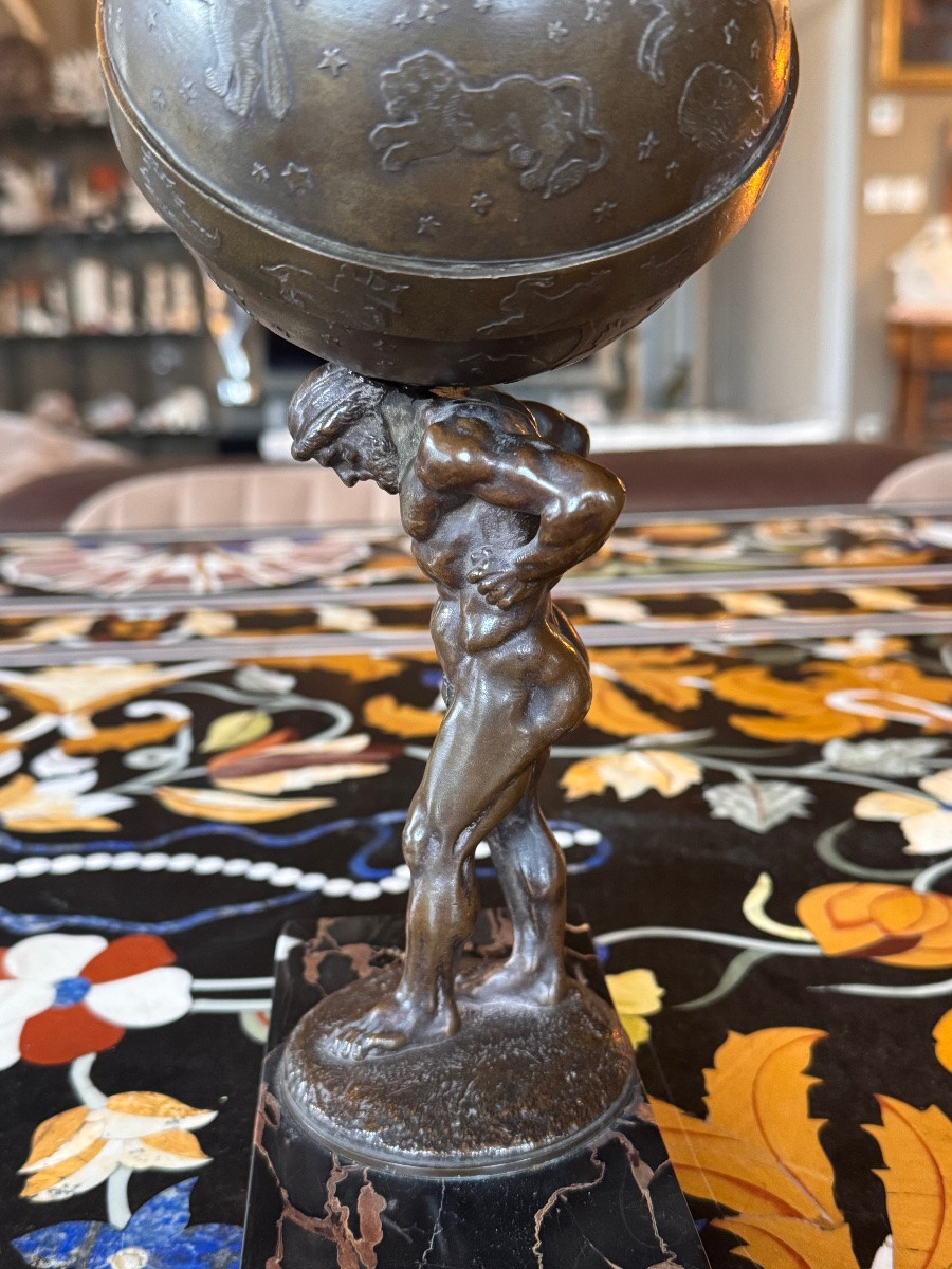Atlas Bearing The World, Bronze With Patinated Medal, France, 19th Century  -photo-3