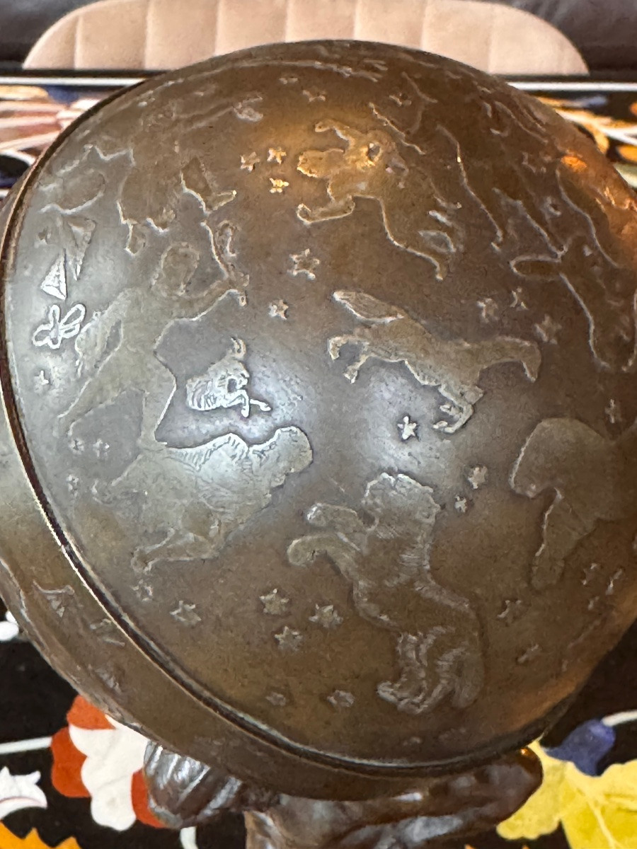 Atlas Bearing The World, Bronze With Patinated Medal, France, 19th Century  -photo-2