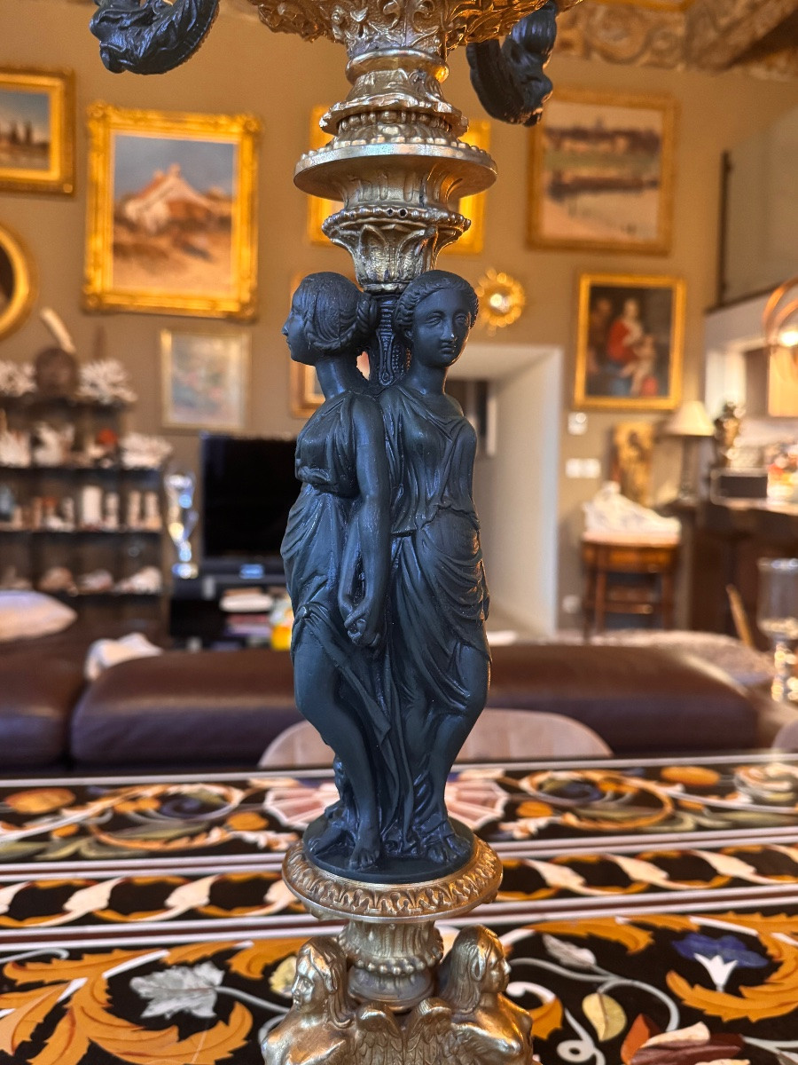 Paire de grands candélabres aux Trois Grâces  Bronze doré et alliage patiné – Époque Napoléon -photo-3