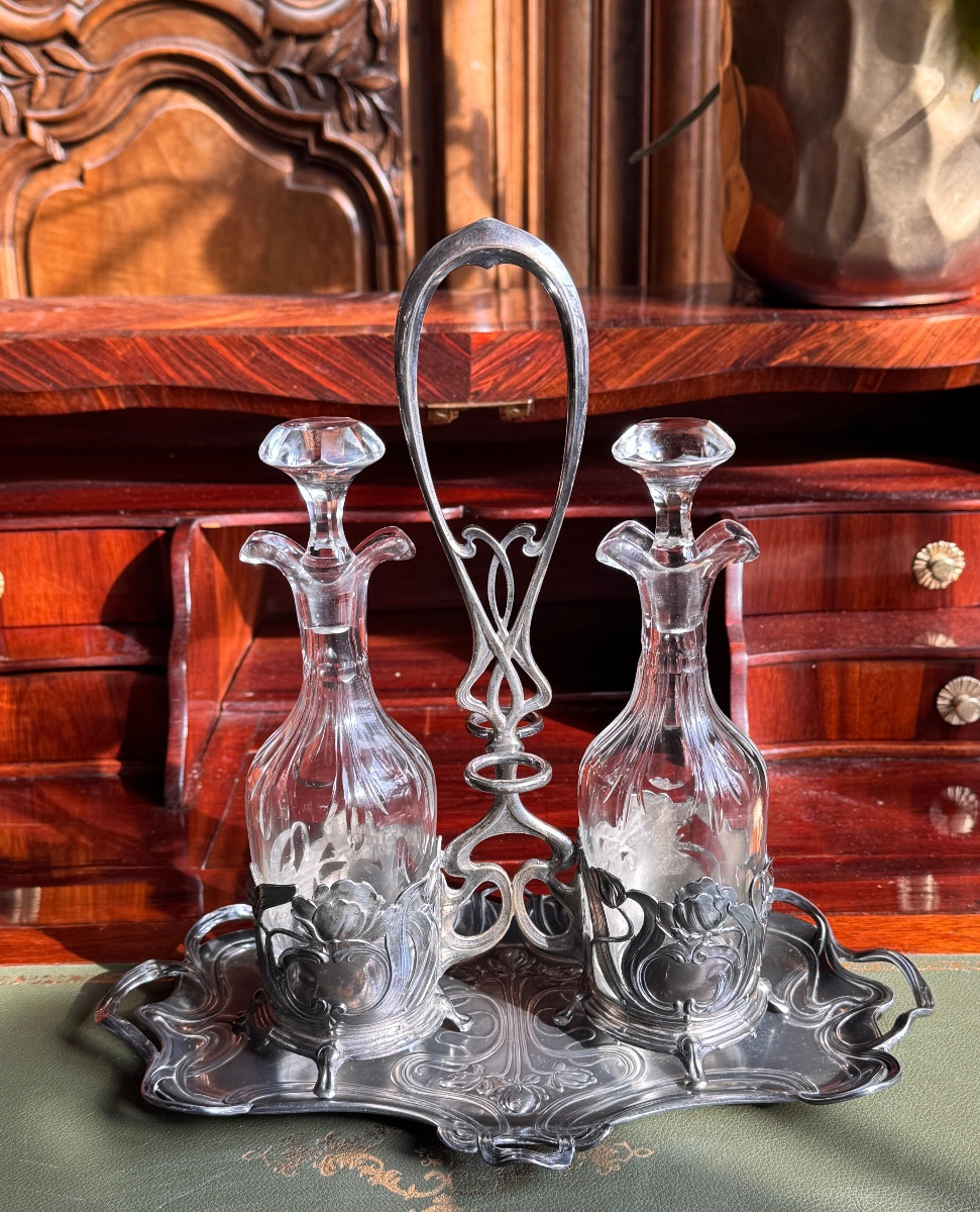 Ensemble huilier – vinaigrier  Art Nouveau, vers 1900 WMF  