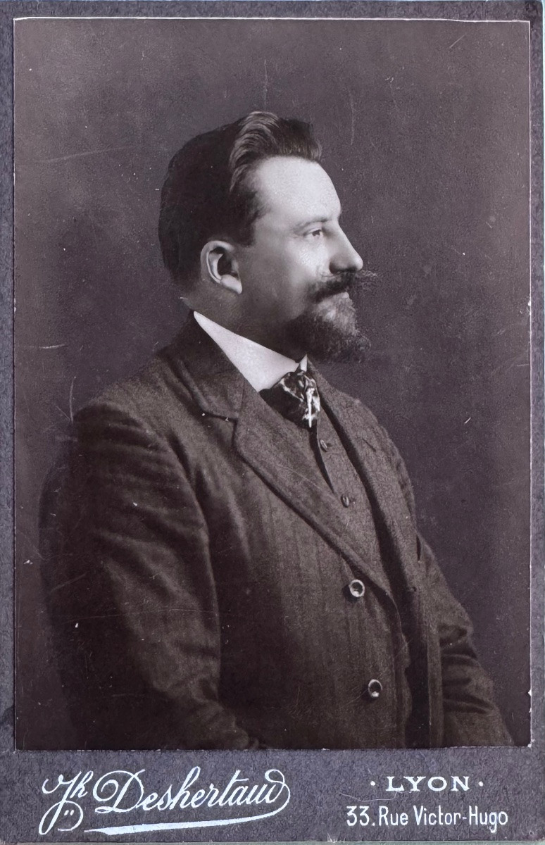 Large Female Portrait In An Interior – Lyon Salon 1910 -photo-4