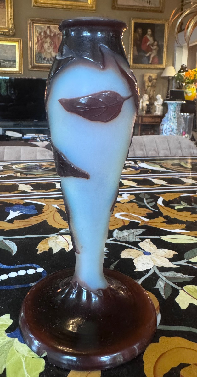Émile Gallé (1846–1904) – Pied de lampe en verre multicouche à décor végétal .-photo-3