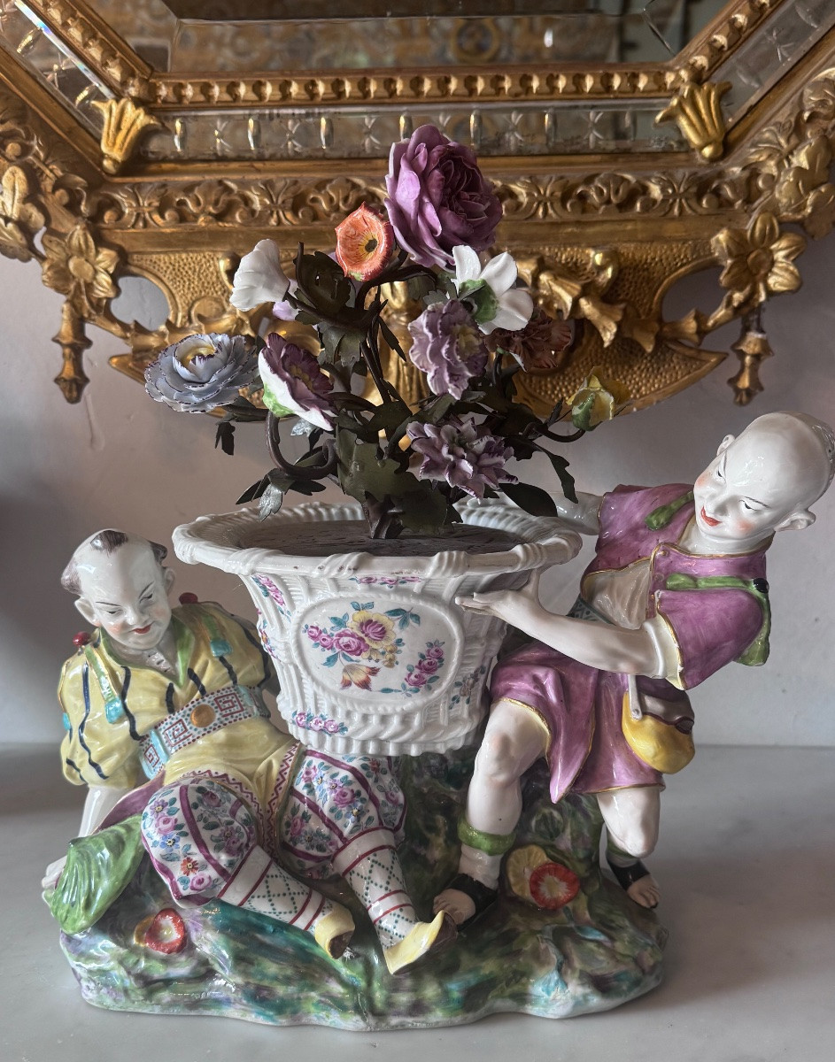 Proantic: Large Polychrome Porcelain Jardinière By Edmé Samson, Late 1