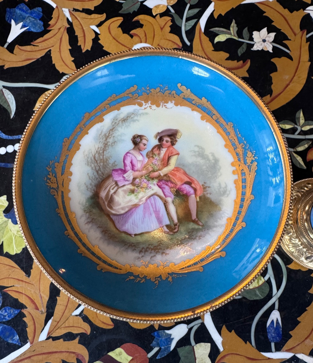 Paire de cassolettes en porcelaine de Paris et bronze doré Époque Napoléon III .-photo-3