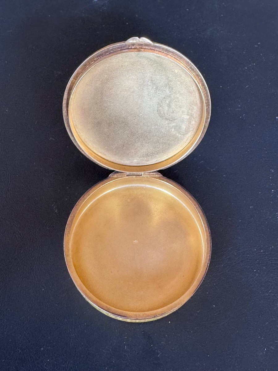 Round Box In Enamelled Guilloché Silver - European Work, 20th Century .-photo-4