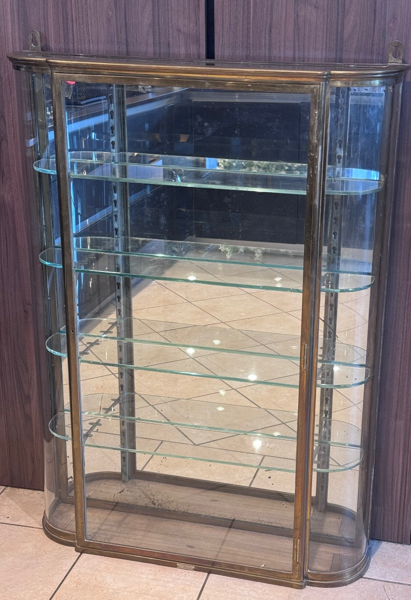 Important Display Case In Brass And Curved Glass Maison E. Langlois, Paris - Circa 1920-photo-4