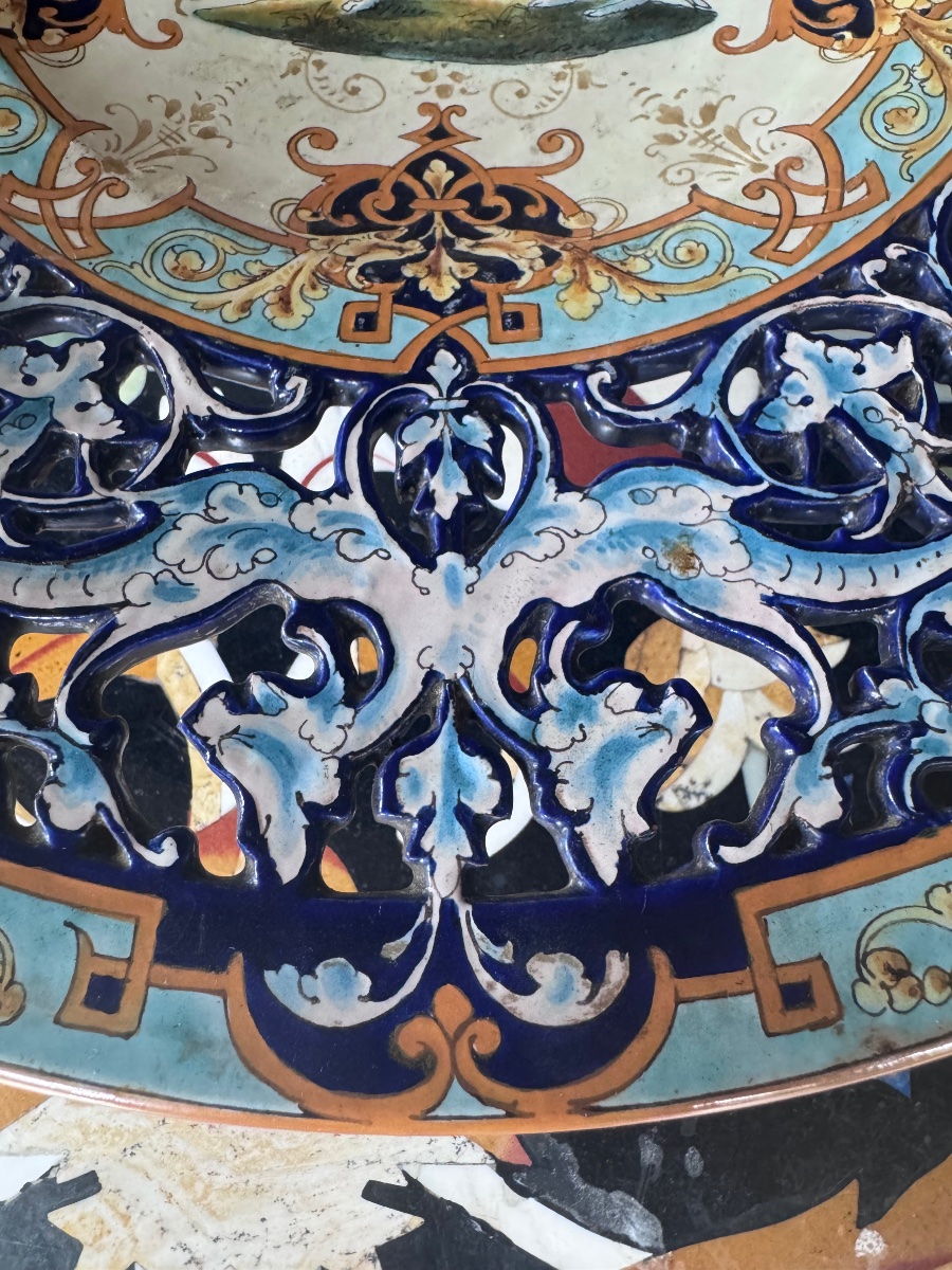 Grand plat ajouré en faïence de Blois – Émile Balon – Manufacture Ulysse Blois .-photo-4