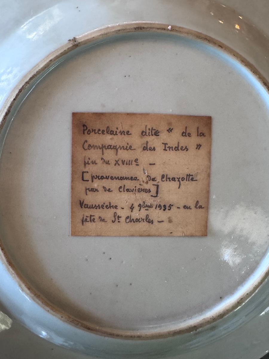Suite de neuf assiettes en porcelaine de la Compagnie des Indes  Chine, époque Qianlong.-photo-1