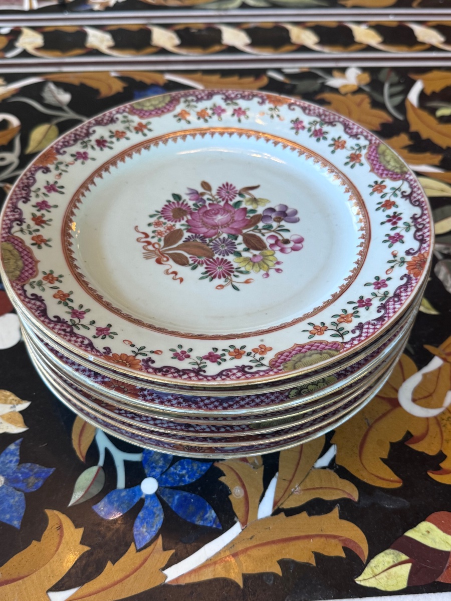 Suite de neuf assiettes en porcelaine de la Compagnie des Indes  Chine, époque Qianlong.-photo-2