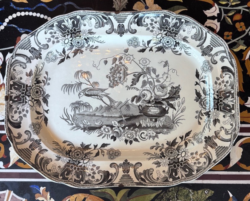 Large Plate In Fine English Earthenware – Copeland & Garrett, Late Spode – Circa 1835–1845  