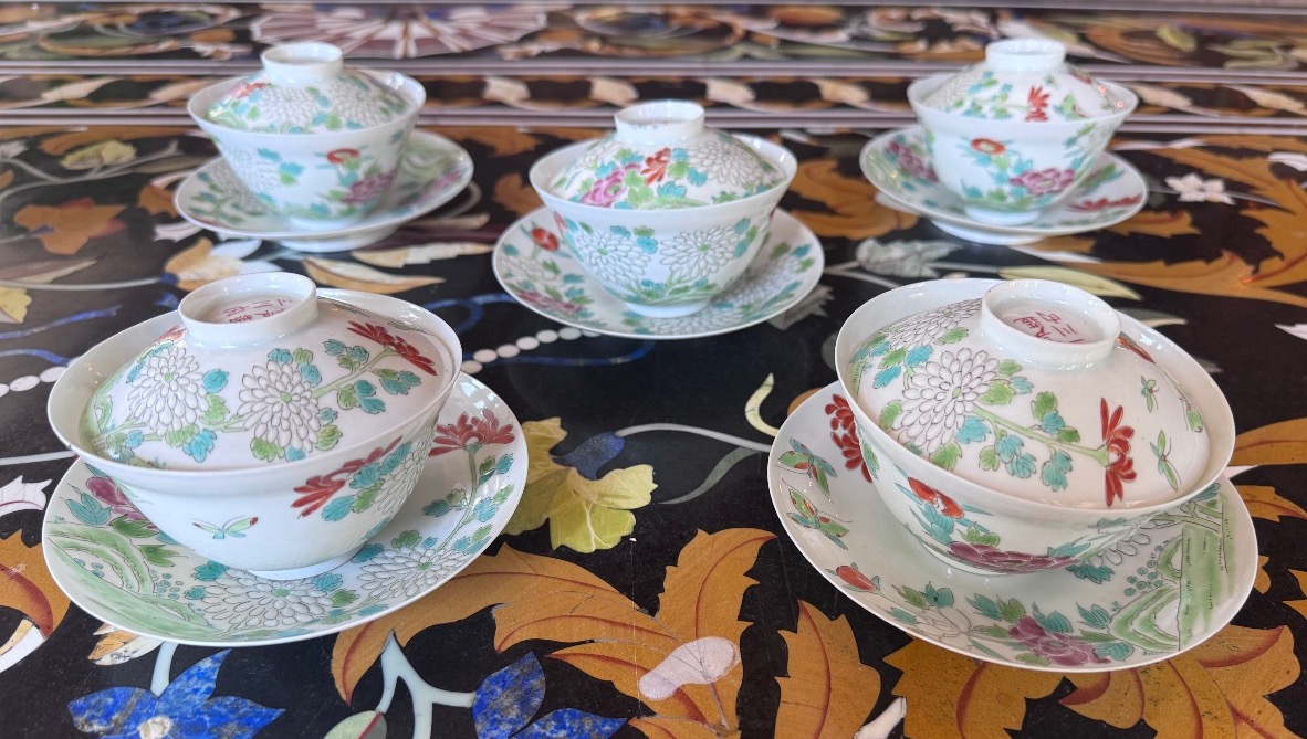 Set Of Five Porcelain Bowls With Lids And Their Saucers From Mikawachi (hirado), Japan, 