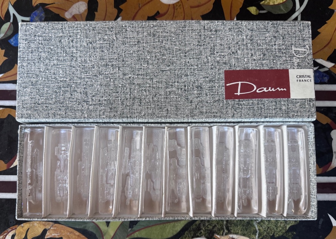 Daum France – Set Of 12 Crystal Knife Blocks – Circa 1960.-photo-3