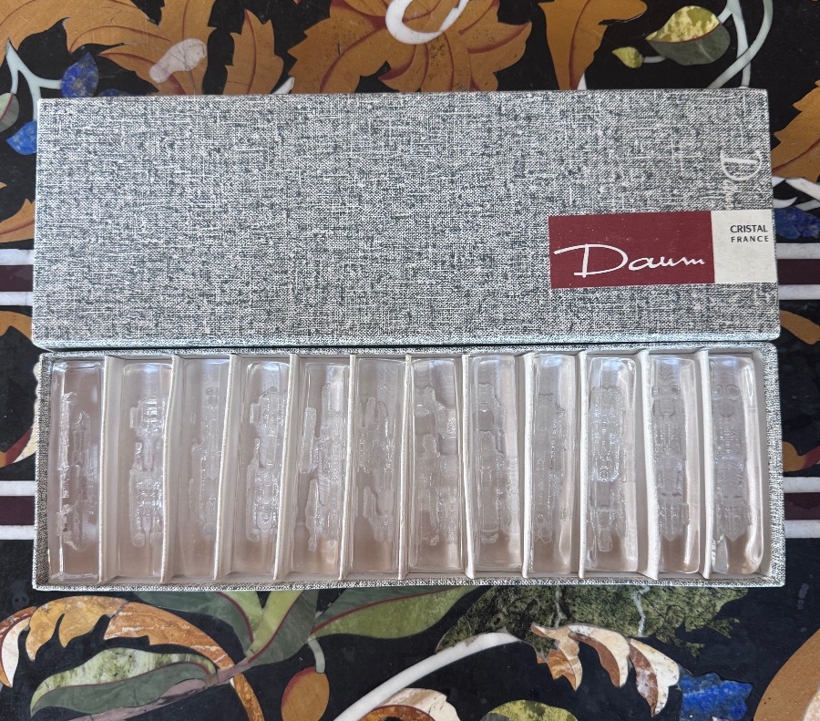 Daum France – Set Of 12 Crystal Knife Blocks – Circa 1960.