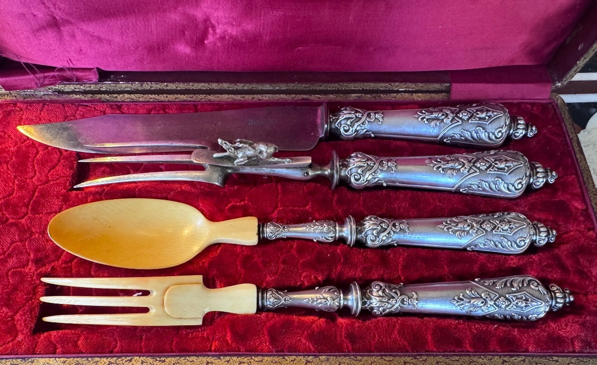 Service à salade et à gigot en argent massif – Époque Napoléon III – XIXe siècle .