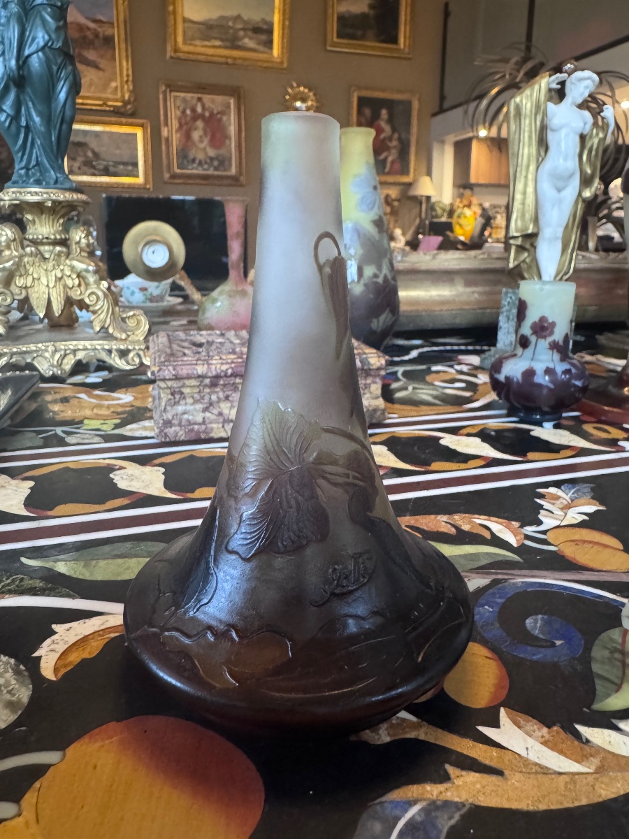 Émile Gallé (1846-1904) – Vase Art Nouveau en verre multicouche.-photo-3