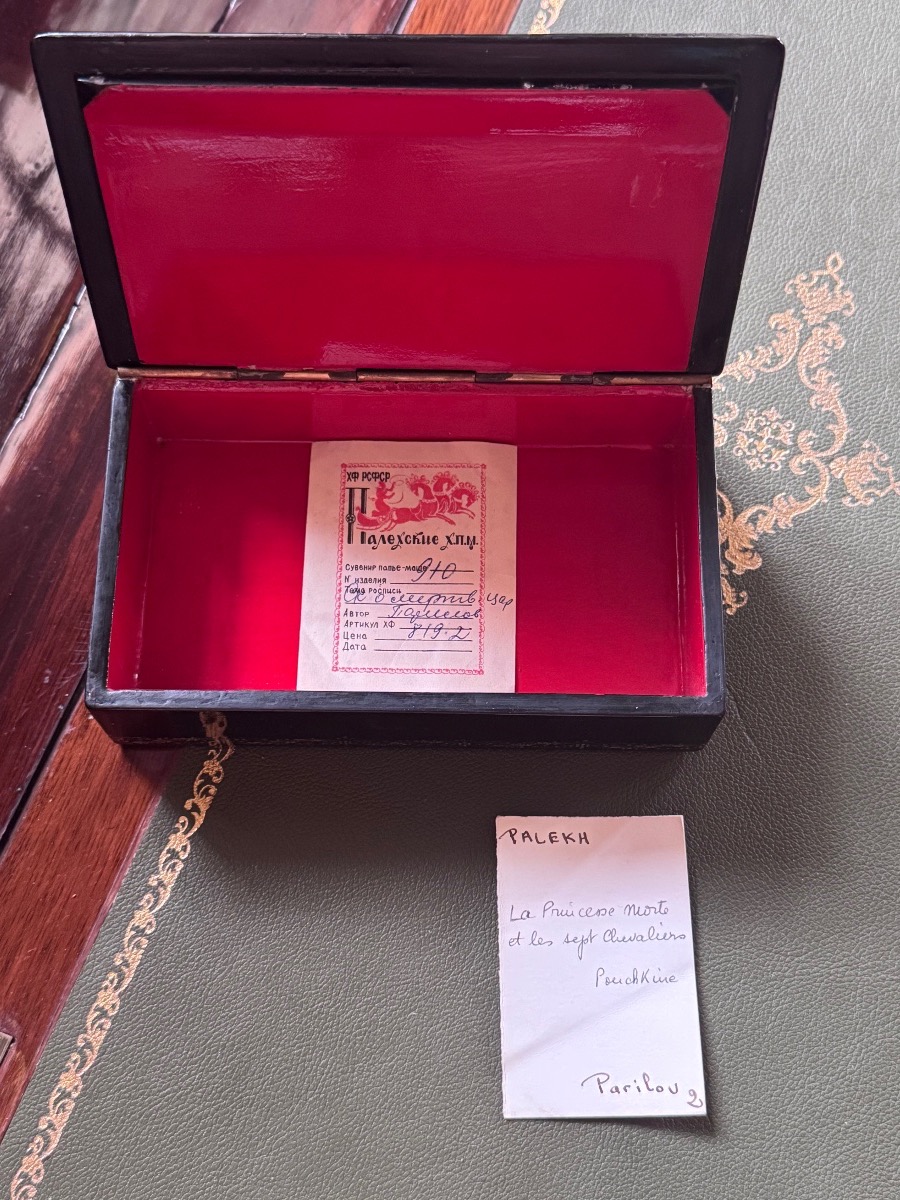 Lacquered Box From Palekh – Vadim Borisovich Parilov – 1981-photo-5