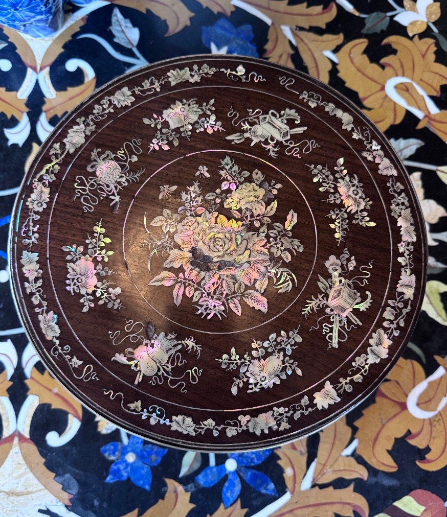 Vietnamese Wooden Storage Box Inlaid With Mother-of-pearl – Late 19th Century.-photo-4