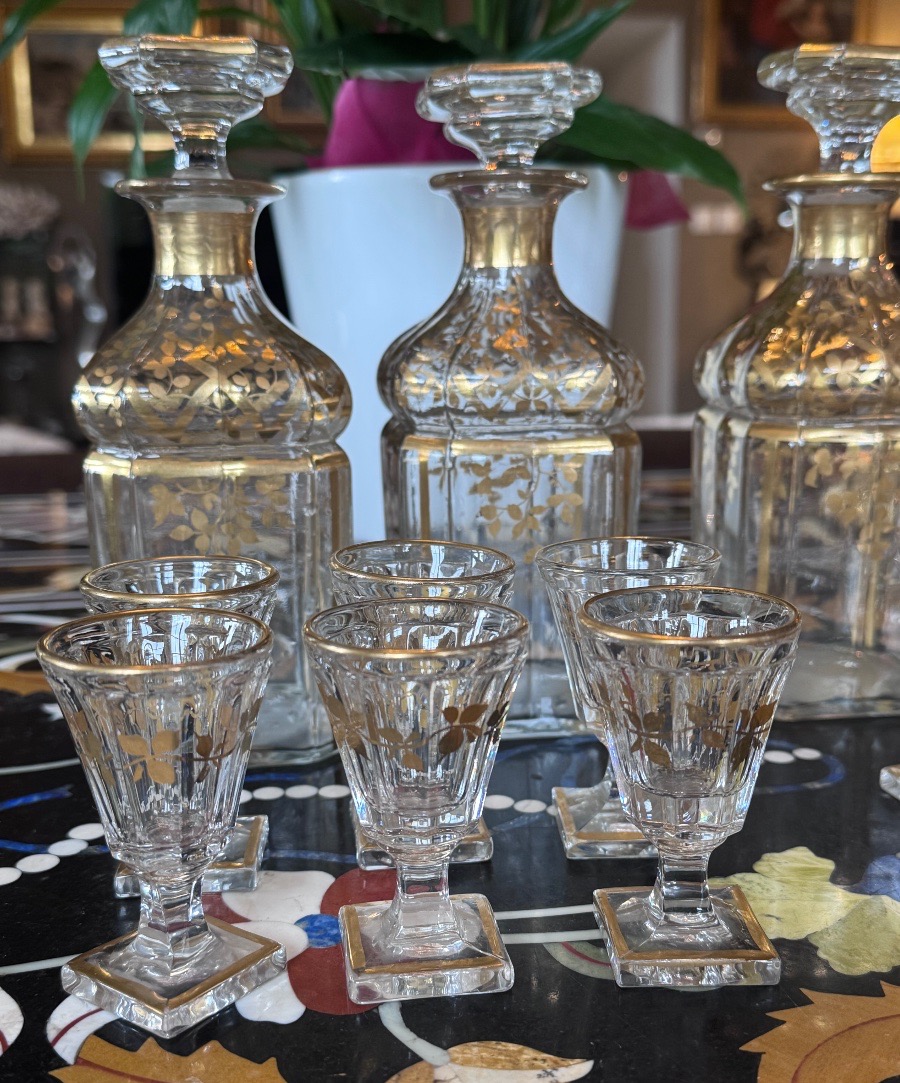 Baccarat – Crystal Liquor Set, Made Of Pressed And Molded Crystal And Gilded With Gold – Napoleonic Era -photo-3