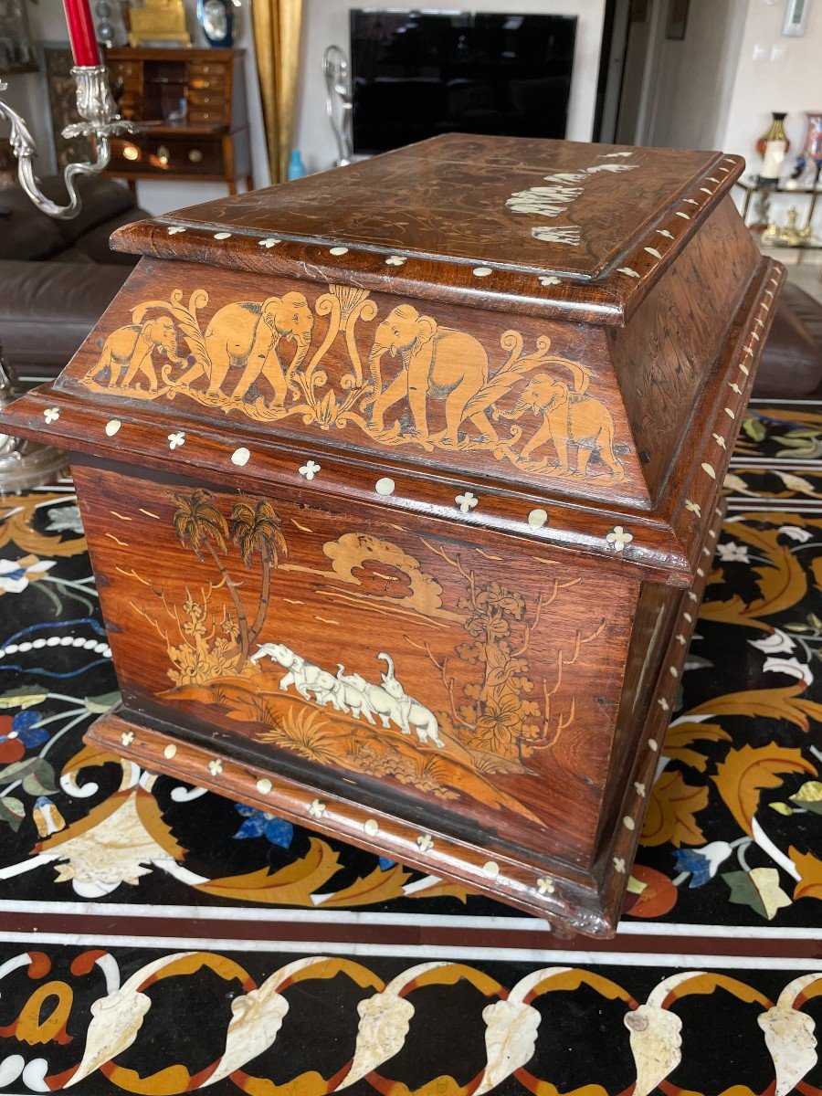 Coffret De Voyage En Bois De Palissandre En Marqueterie d'Os Et Bois Indigène Du XIXè siècle-photo-4