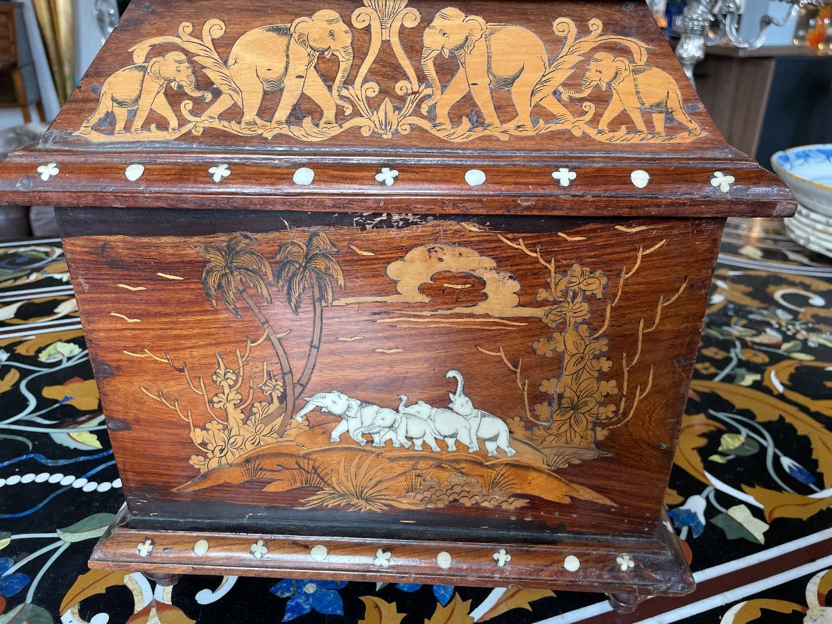 Coffret De Voyage En Bois De Palissandre En Marqueterie d'Os Et Bois Indigène Du XIXè siècle-photo-1