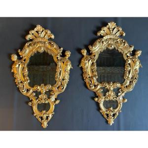 Paire De Miroirs En Bois Sculpté Et Doré. Italie, XIXème Siècle.