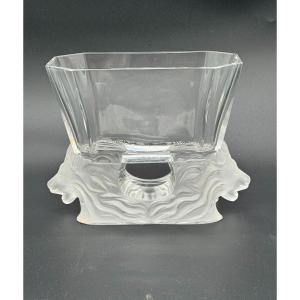 Lalique France. Vase Ou Coupe Rectangulaire, Modèle “venise” 