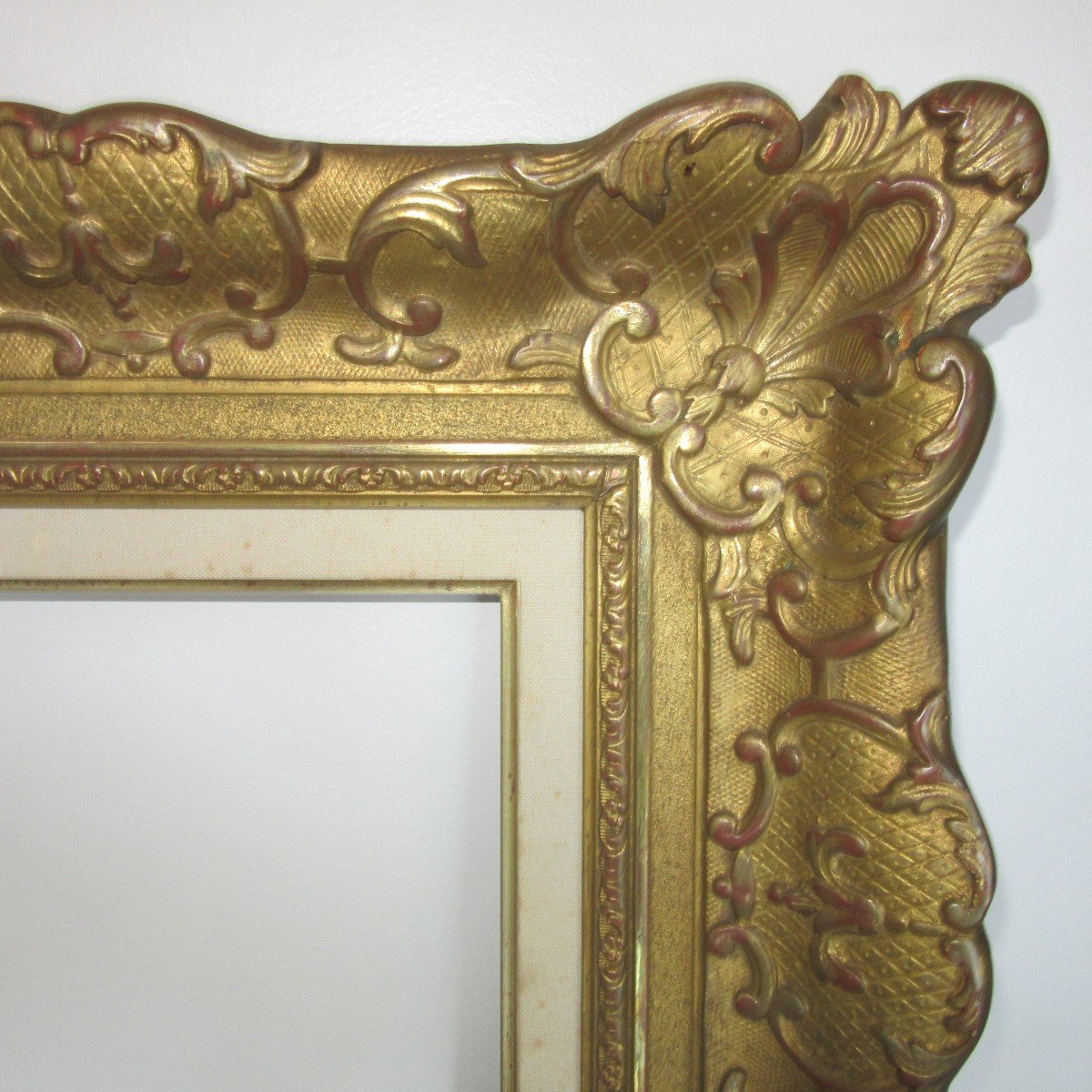 Louis XV Style Gilded Wood And Stucco Frame -photo-2