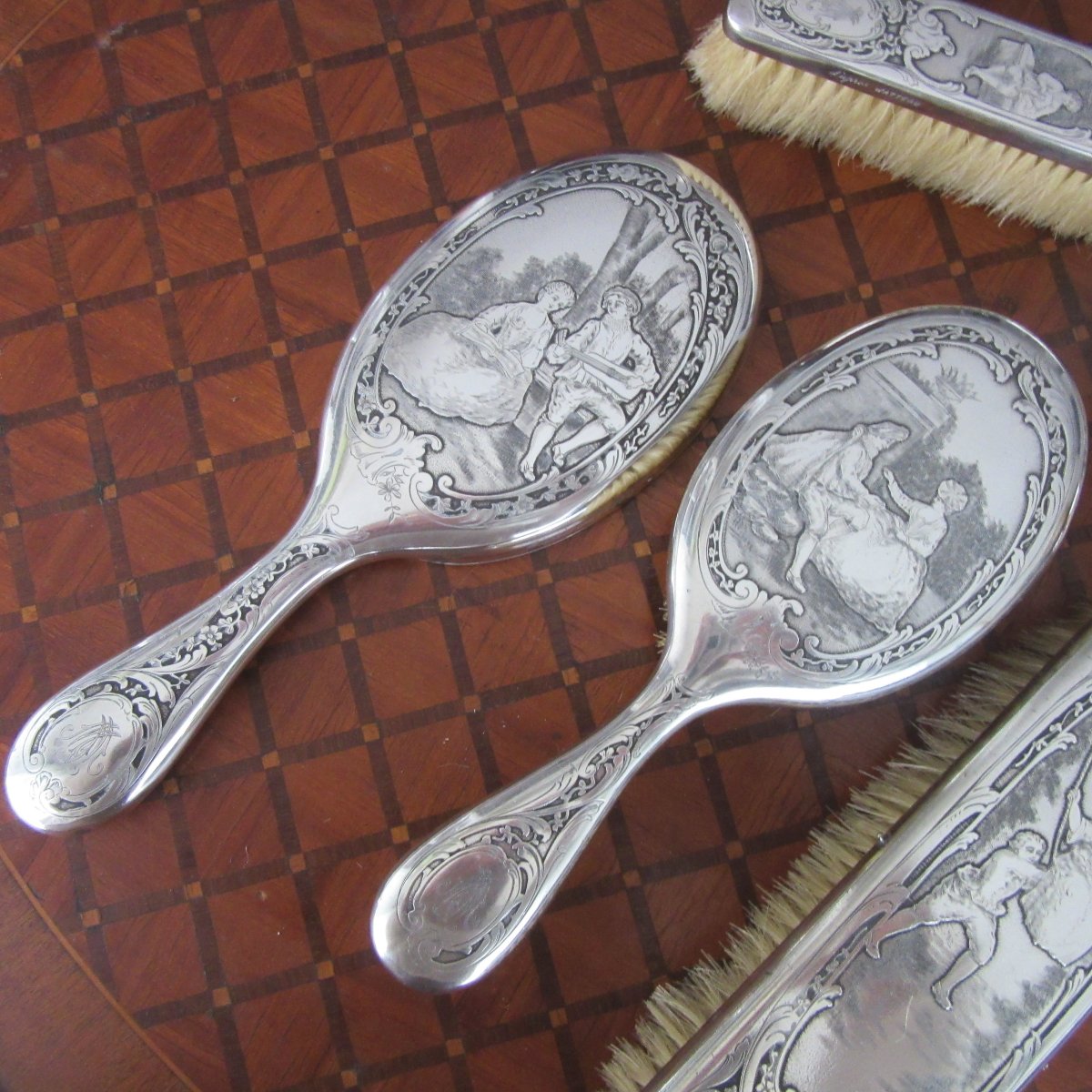 Nécessaire de toilette de style Louis XV en argent Ep. fin 19ème-photo-2