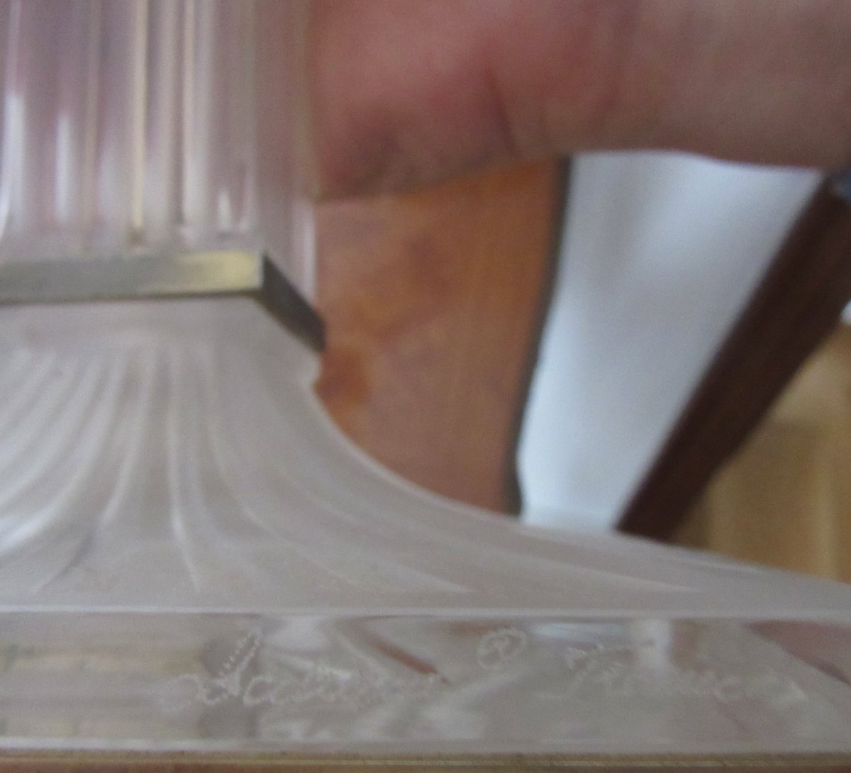 Lalique Josephine Model Lamp-photo-2